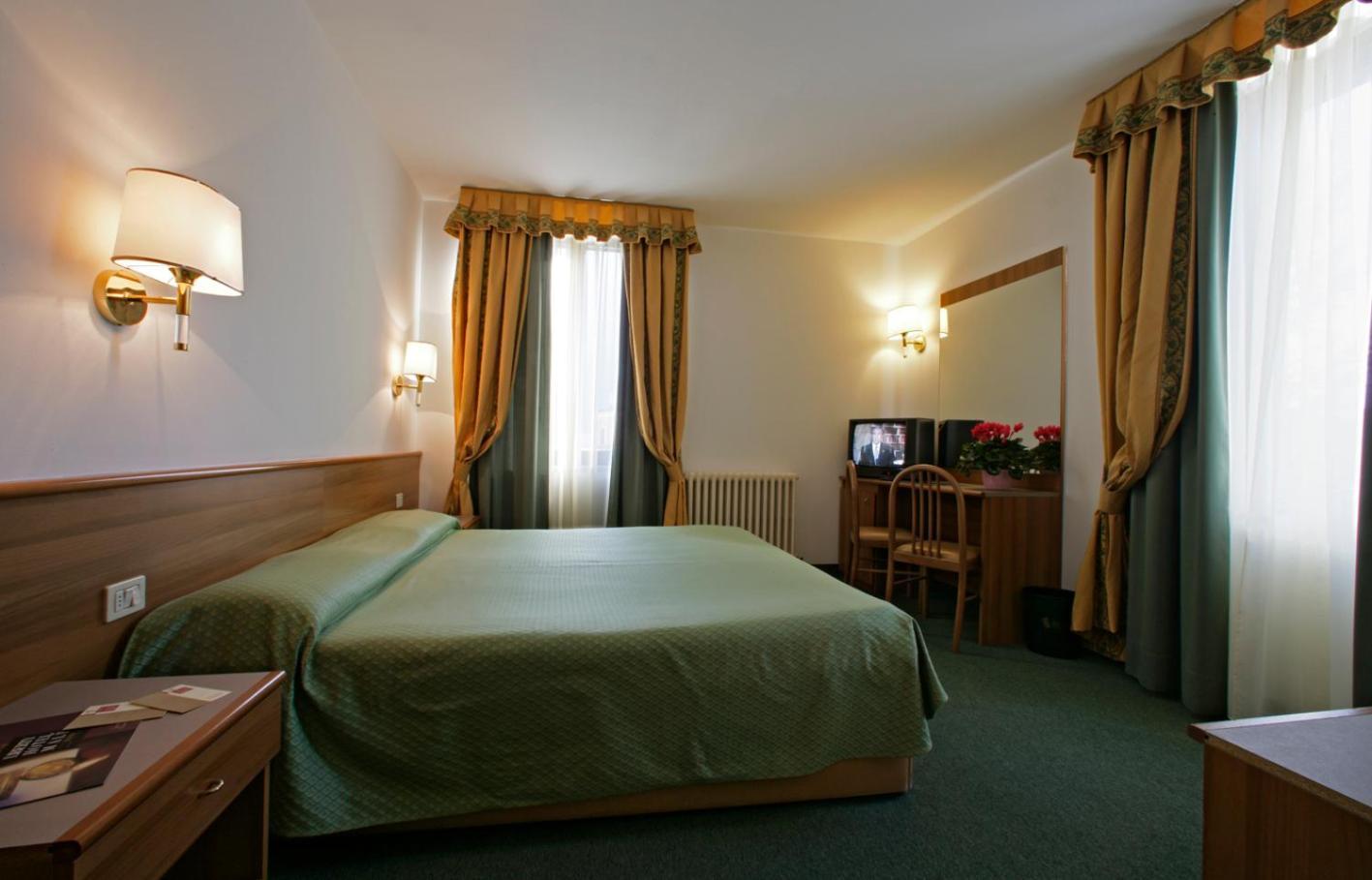 Liberty Hotel Мале Экстерьер фото