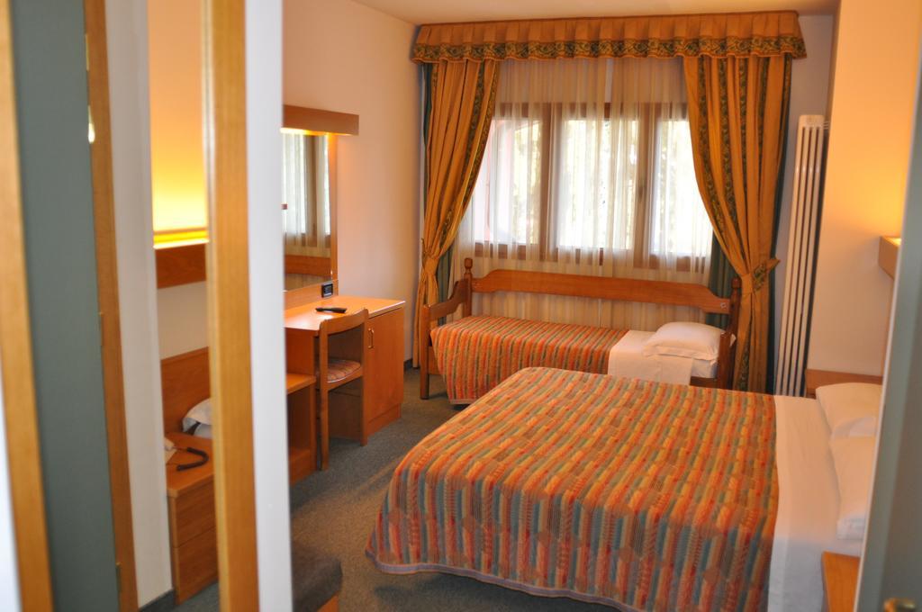 Liberty Hotel Мале Экстерьер фото